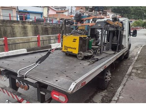 Remoção de Máquinas na Avenida Eduardo Roberto Daher